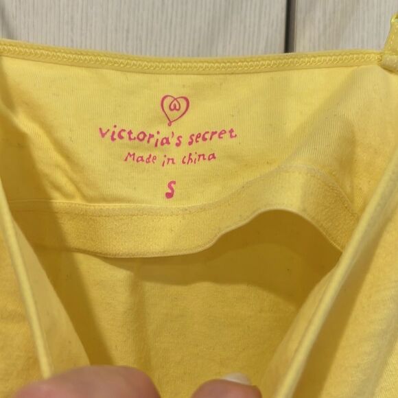 Victoria Secret Yellow tank-top - Picture 4 of 7